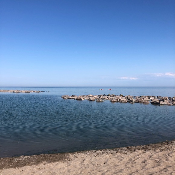 Meet your Posher, Danielle - Picture 1 of 1